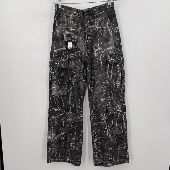 Fashion Nova Eye of the Storm Cargo Pants Black Metallic Paint Splatter Print L - Picture 2 of 16